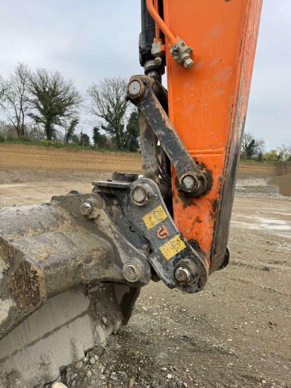 Doosan DX235NLC-5 Photo 2