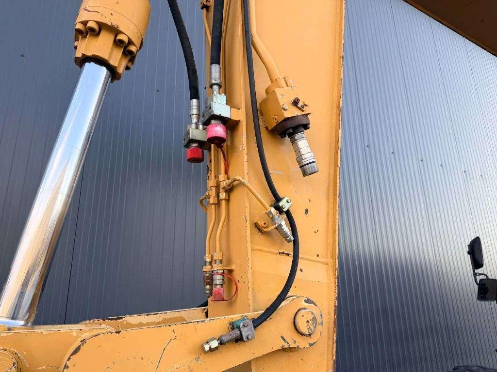 Caterpillar M318C Photo 17