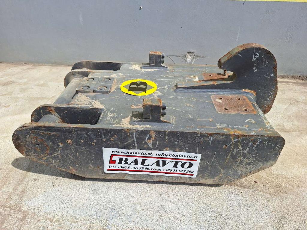 S3 for 38-43 ton excavators Attachment plate Photo 2