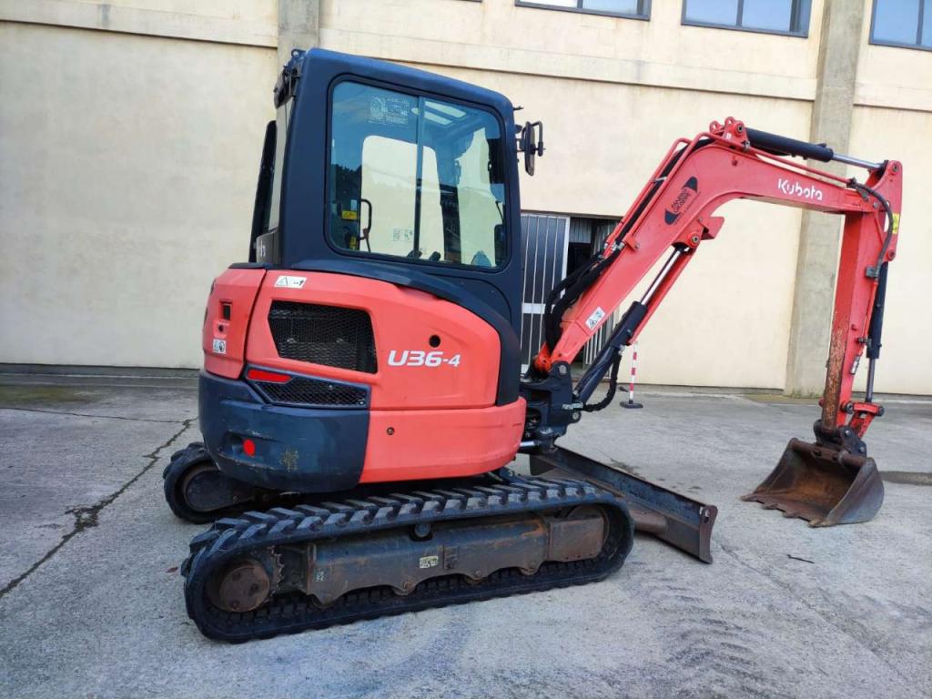 Kubota U36-4 Photo 4