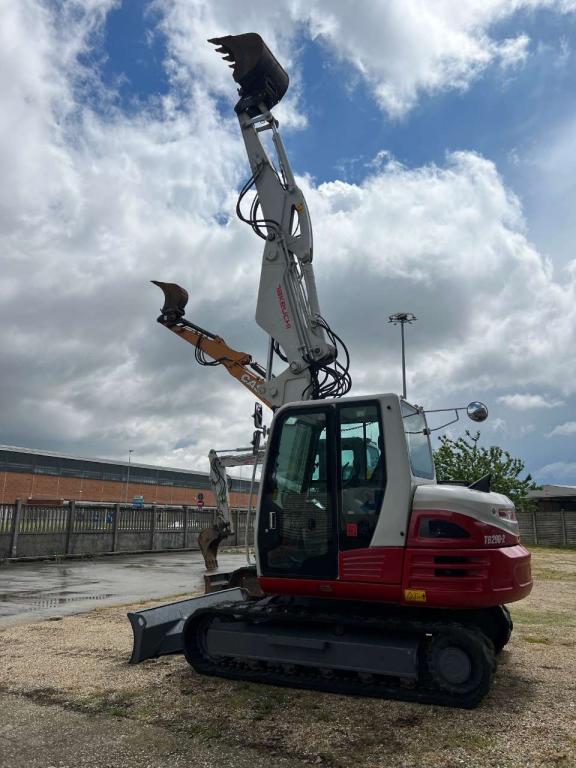Takeuchi TB290-2 Photo 7