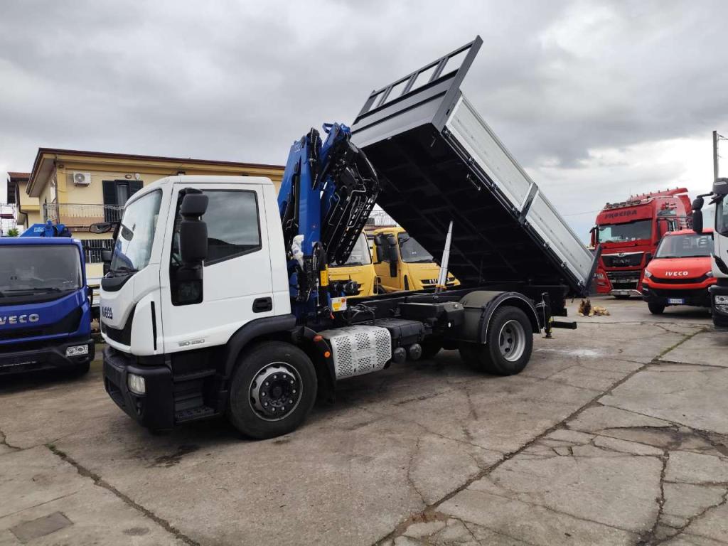 Iveco EUROCARGO CUBE 190-250 Photo 30