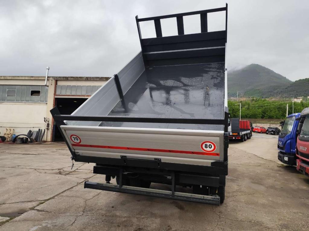 Iveco EUROCARGO CUBE 190-250 Photo 6