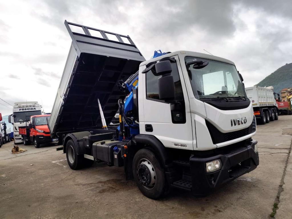 Iveco EUROCARGO CUBE 190-250 Photo 9