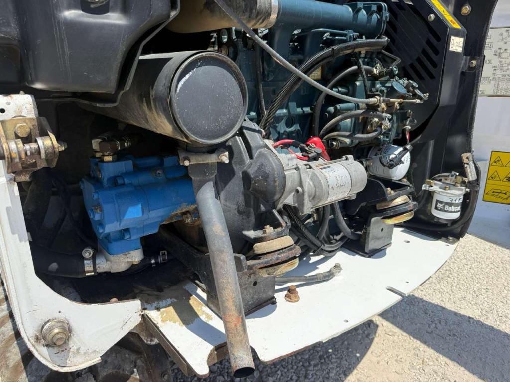 Bobcat 334 Photo 11