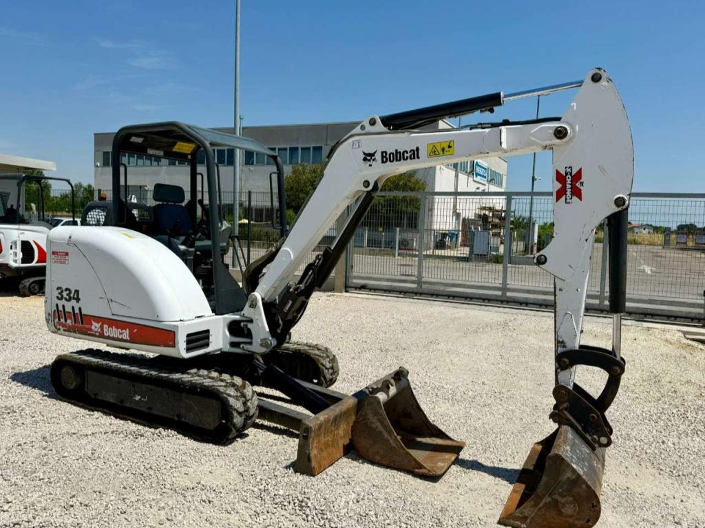 Bobcat 334 Photo 2