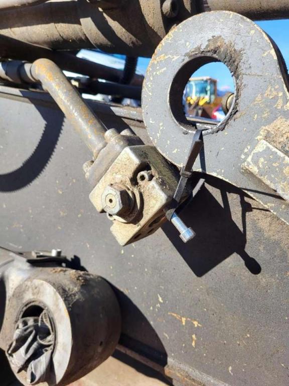 Volvo digging arm 14606868 for Volvo EC210B, EC210C, EC235C... Photo 5