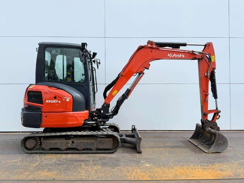 Kubota KX037-4 - Hammer Lines / Quick Coupler Photo 6