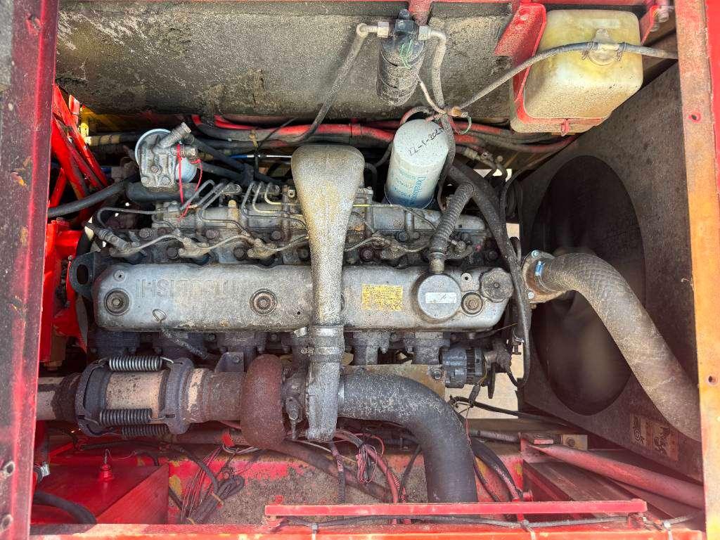Mitsubishi LD700 - Dutch Machine / Pressurised Cabin Photo 23