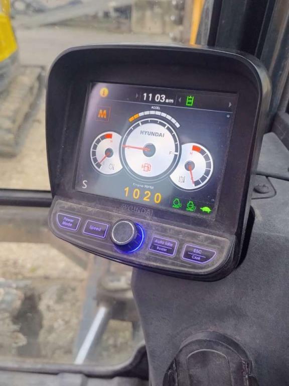 Hyundai 80CR-9A Photo 3