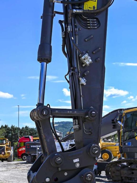Volvo EC210FNL5 Photo 13