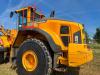 Volvo L220H - Automatic Greasing / Quick Coupler Photo 26 thumbnail
