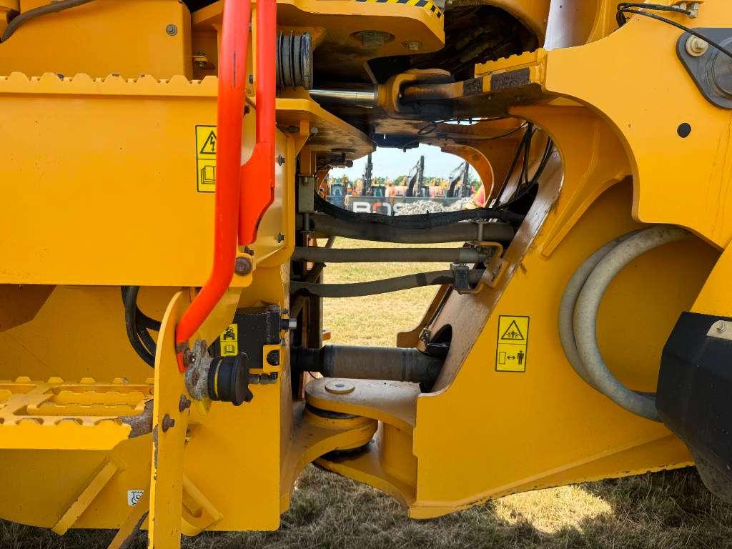 Volvo L220H - Automatic Greasing / Quick Coupler Photo 22