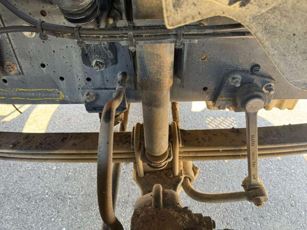 Renault Kerax 410 8x4 Full steel - Manual - Euro 4 - Big axles Photo 24