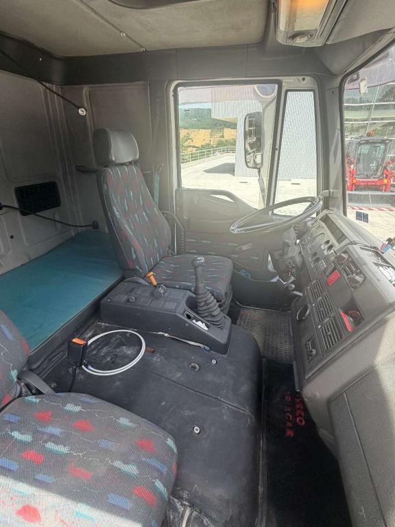 Iveco EUROCARGO ML80E21 Photo 12
