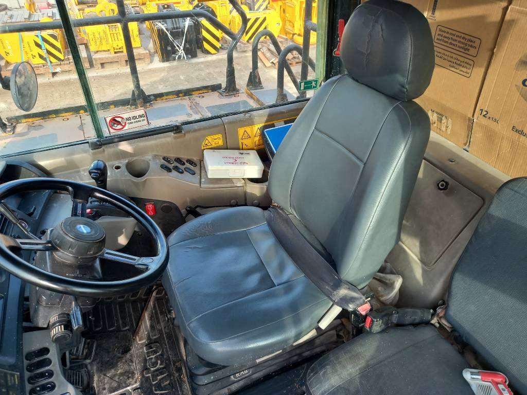 Komatsu HM400-3R (4 pcs available for sale in Abu Dhabi) Photo 22