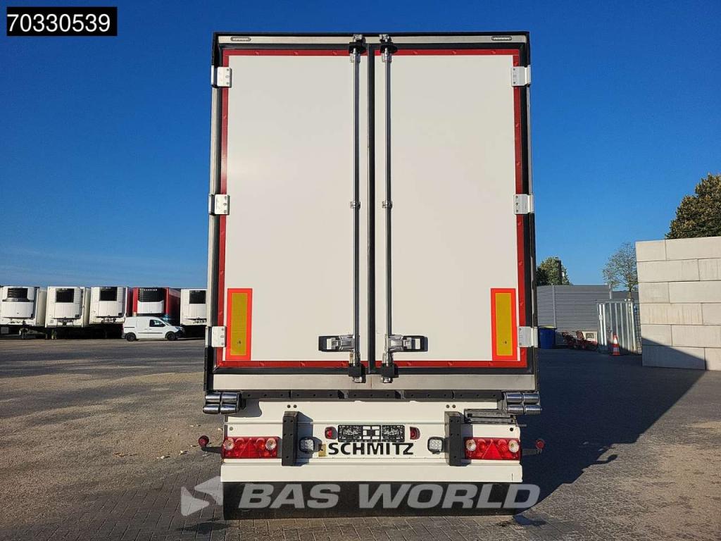 Schmitz SCB*S3B 3 axles Liftaxle 1850 Engine Hours Photo 7