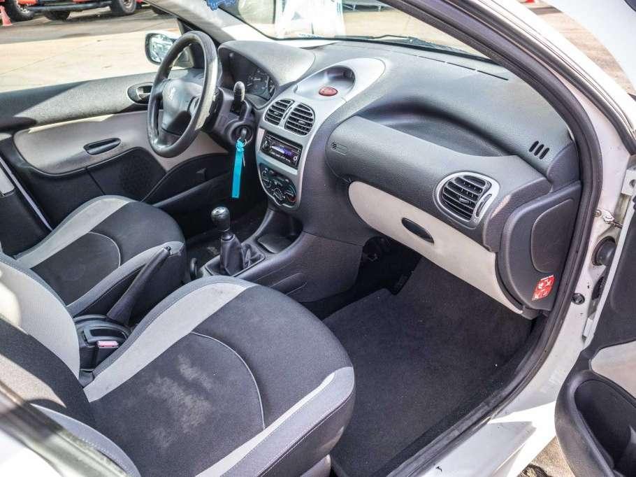 Peugeot 206 SW Photo 10
