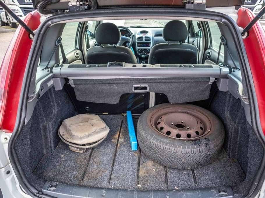 Peugeot 206 SW Photo 6