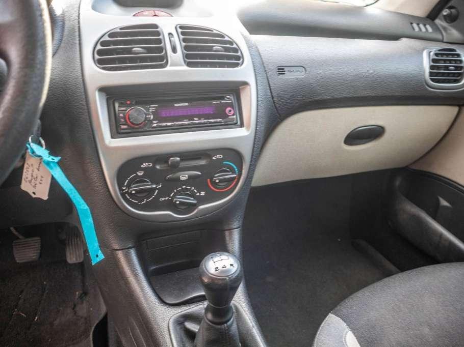 Peugeot 206 SW Photo 9