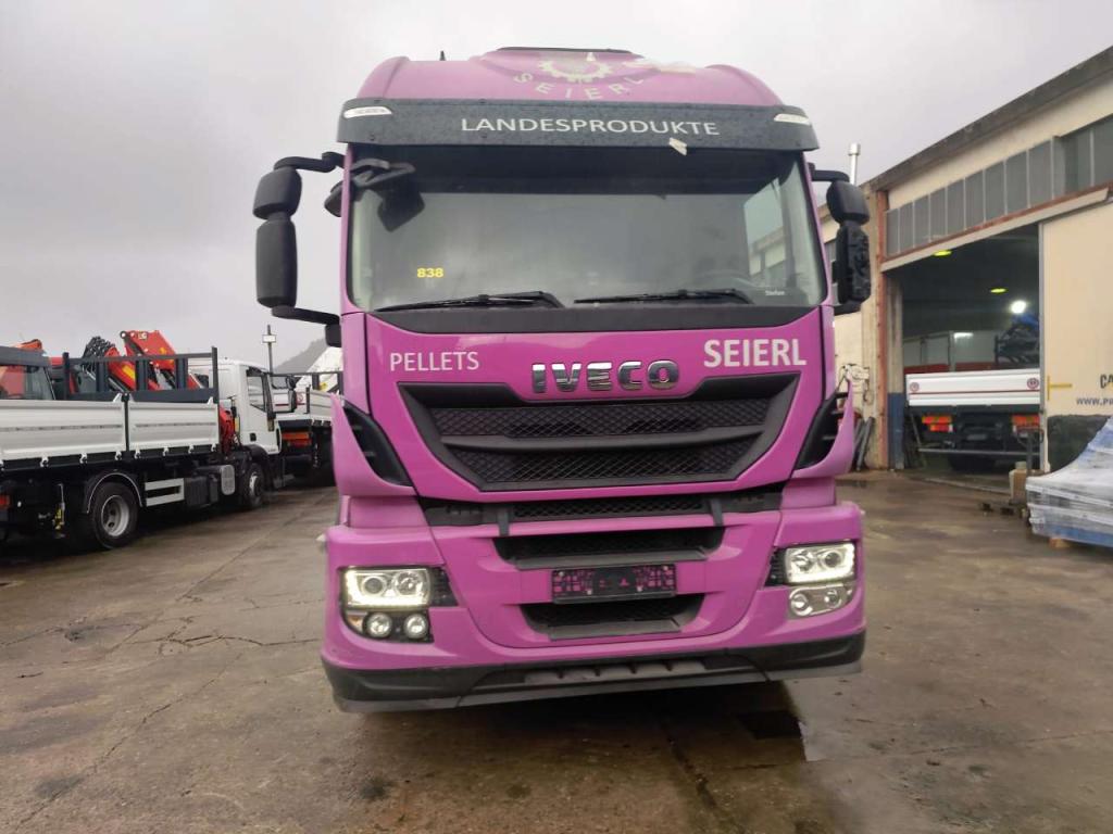 Iveco STRALIS 320S46 Photo 19