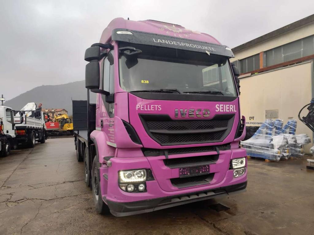 Iveco STRALIS 320S46 Photo 25