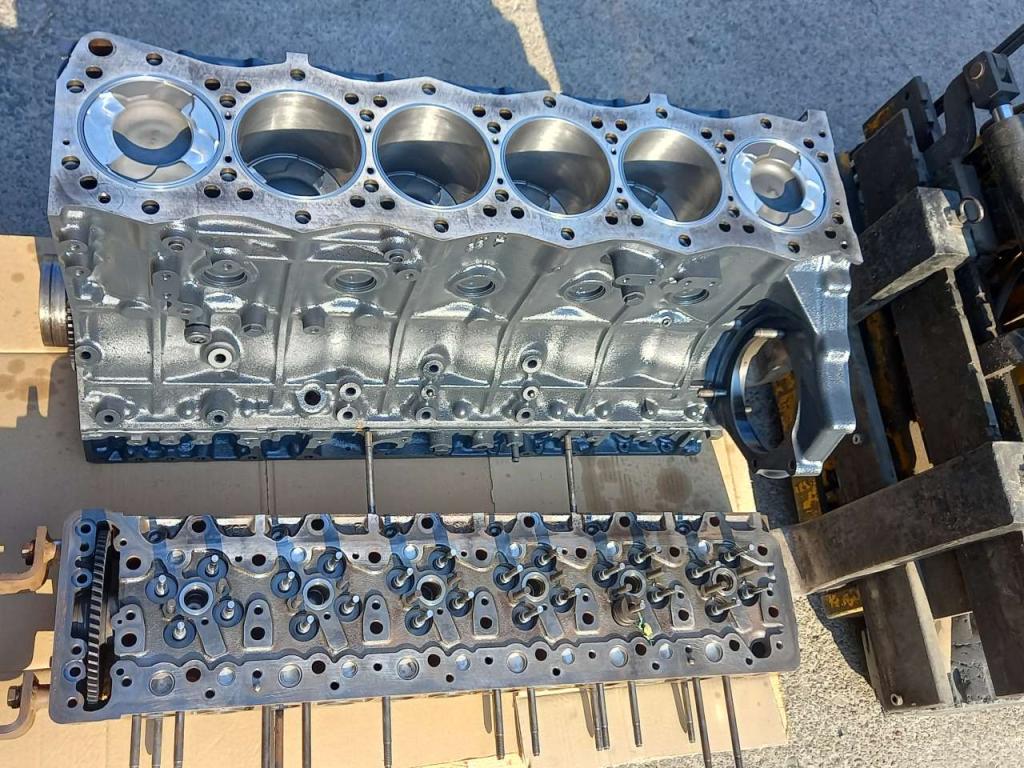 Moteur à bloc long pour Isuzu 6UZ1 Photo 3