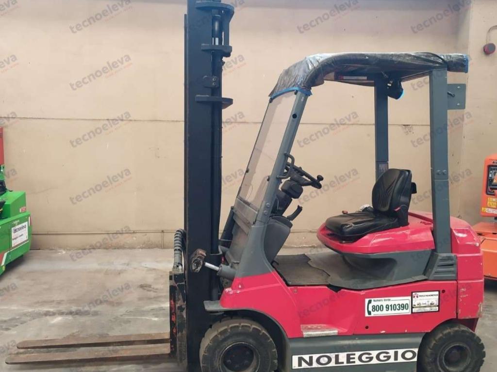 Toyota 7FBH25 Photo 6