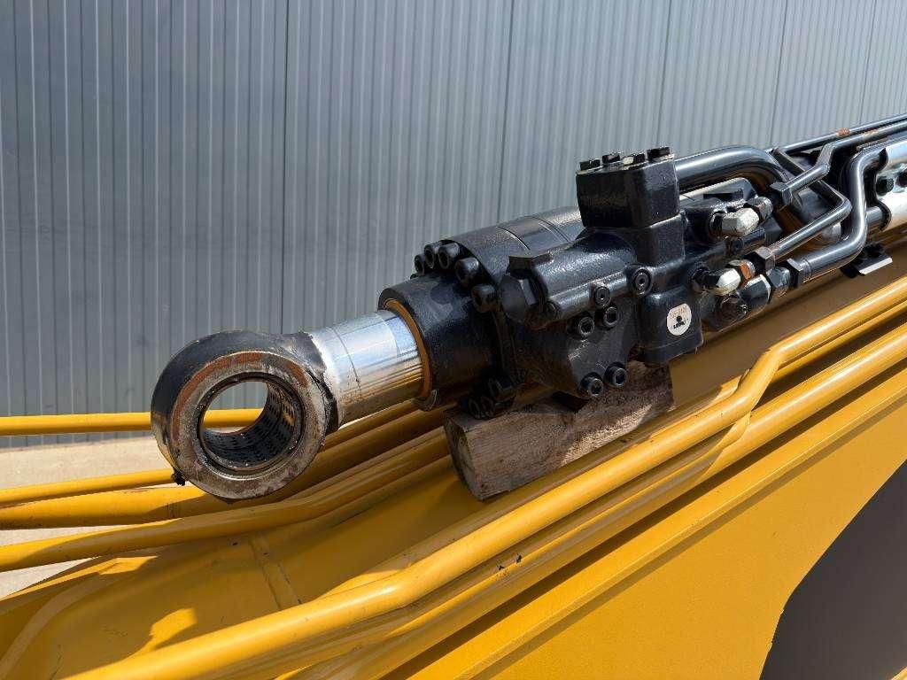 Caterpillar 324D / 324E / 326F Boom Photo 9