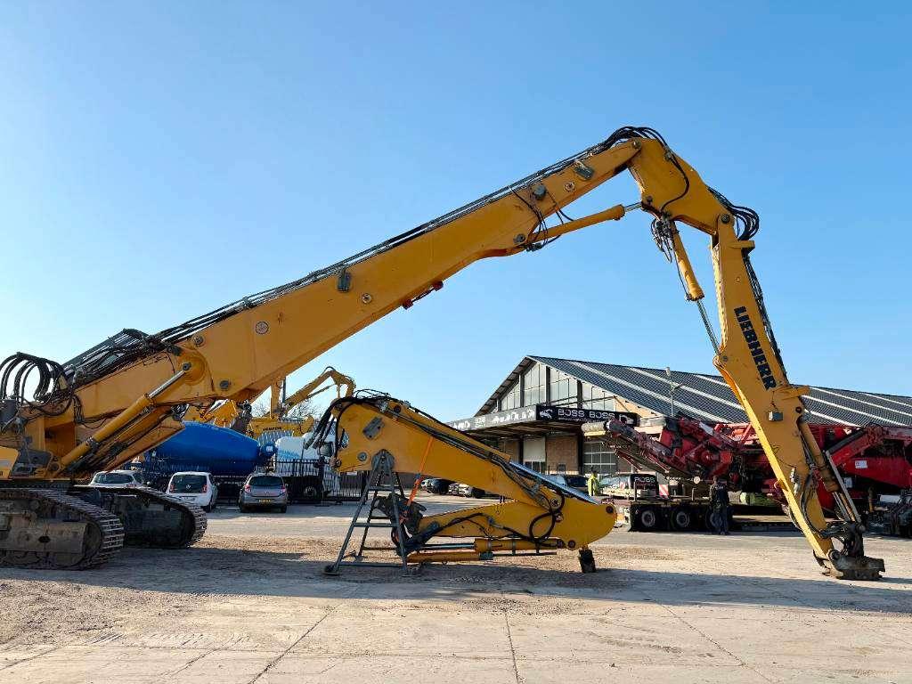Liebherr R944C UHD - 23 Meter Demolition Hydr Undercarriage Photo 12
