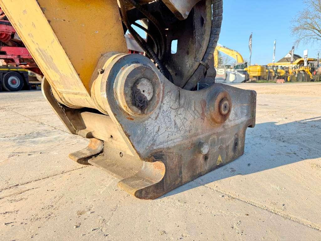 Liebherr R944C UHD - 23 Meter Demolition Hydr Undercarriage Photo 15