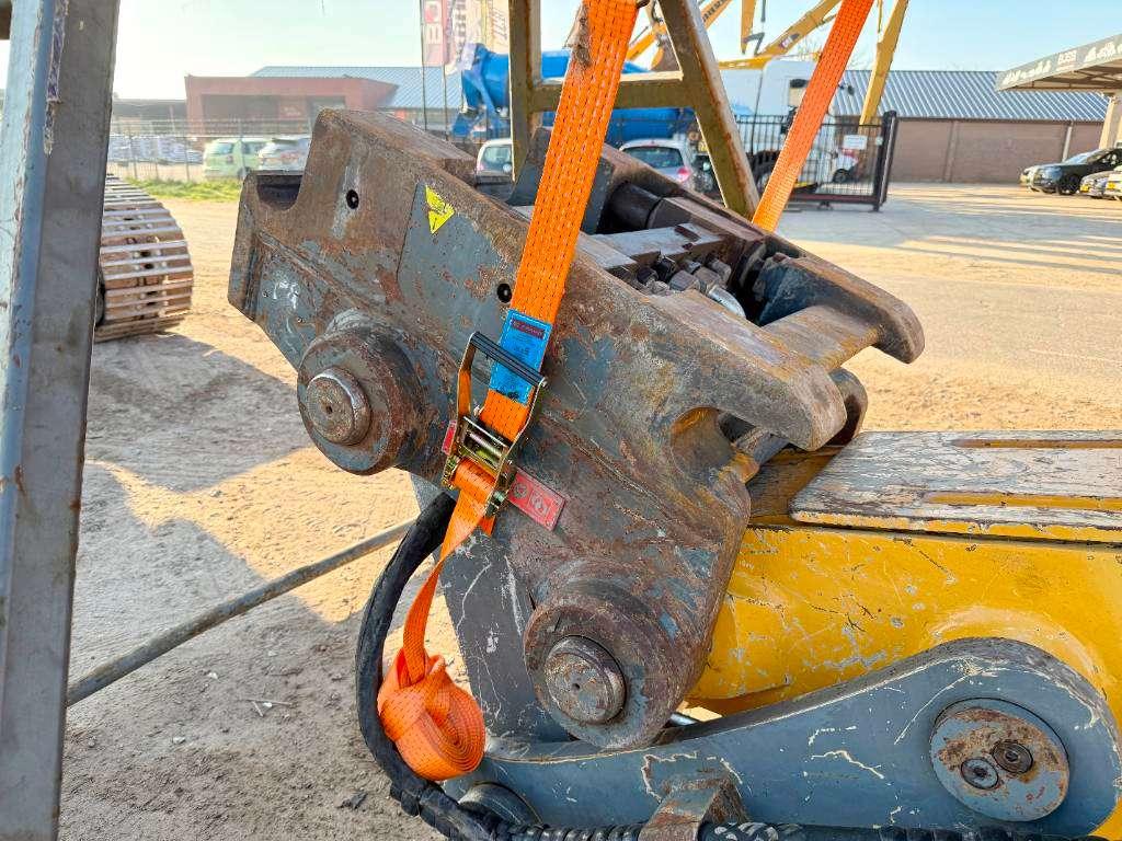 Liebherr R944C UHD - 23 Meter Demolition Hydr Undercarriage Photo 17