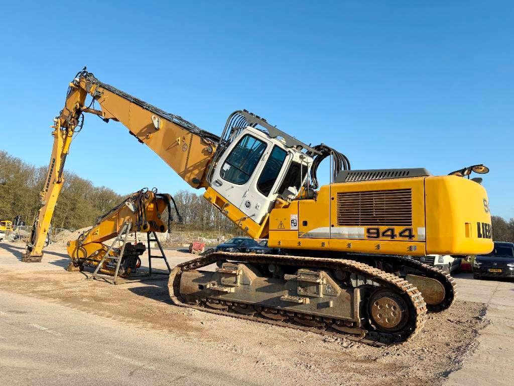 Liebherr R944C UHD - 23 Meter Demolition Hydr Undercarriage Photo 3