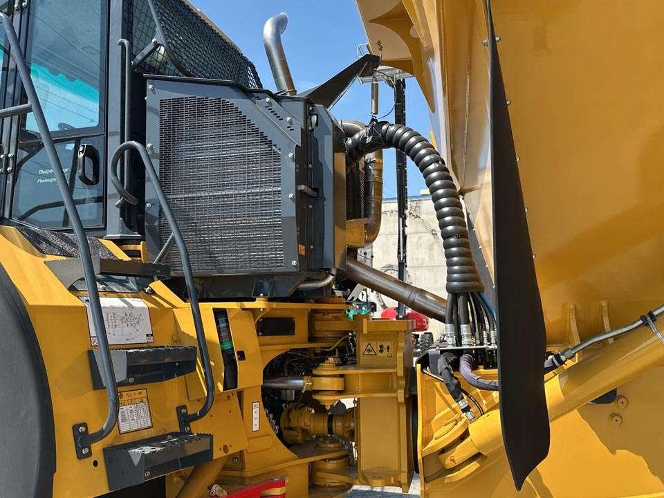 Bell B50E 6x6 Photo 6