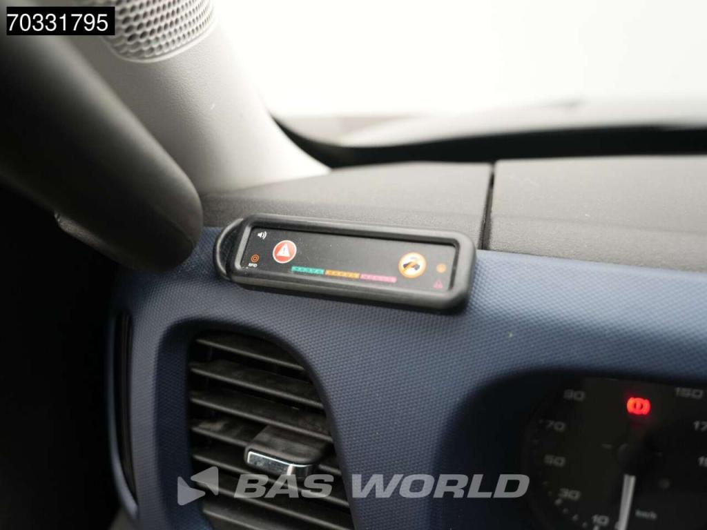 Iveco Daily 35S18 A/C Cruise control Photo 21