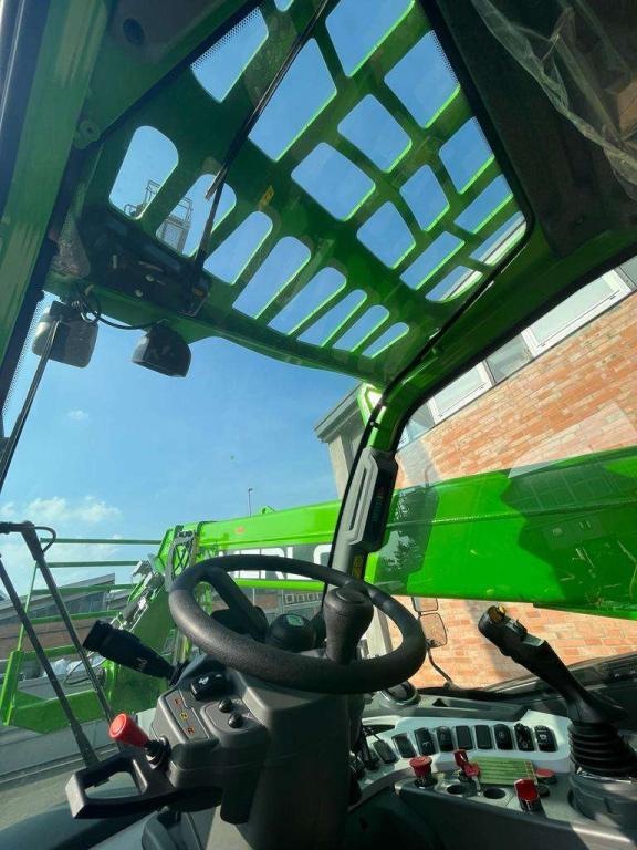 Merlo TF42.7 Photo 13