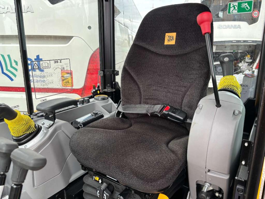 JCB 35Z-1 Photo 9