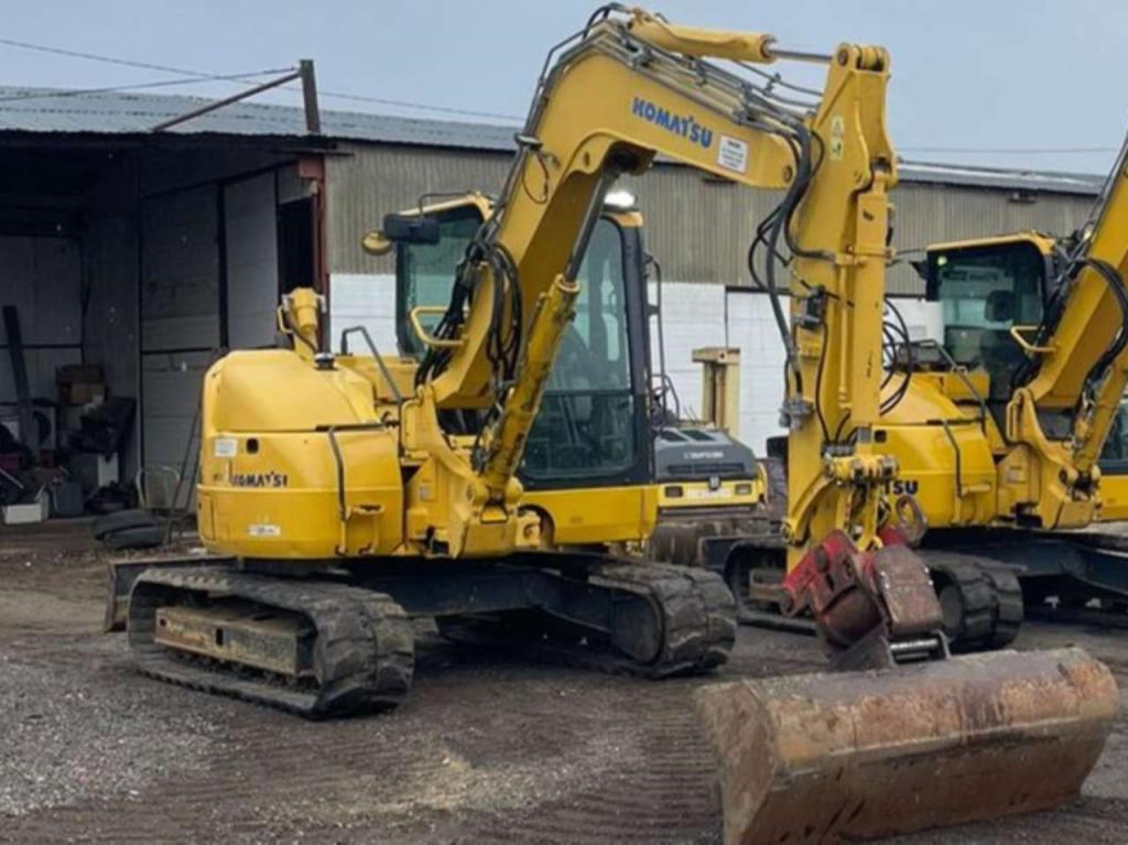 Komatsu PC88MR-8 Photo 2