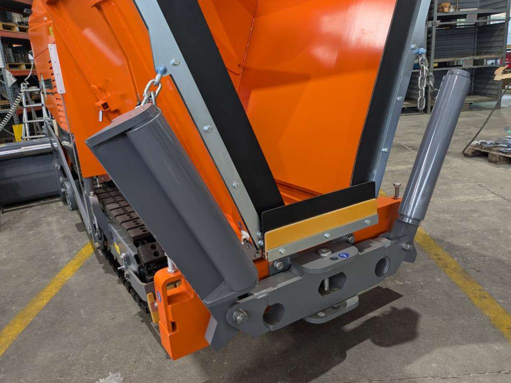 CM F220T Photo 9