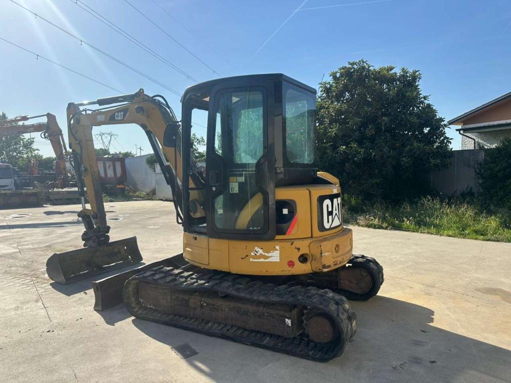 Caterpillar 305C Photo 2