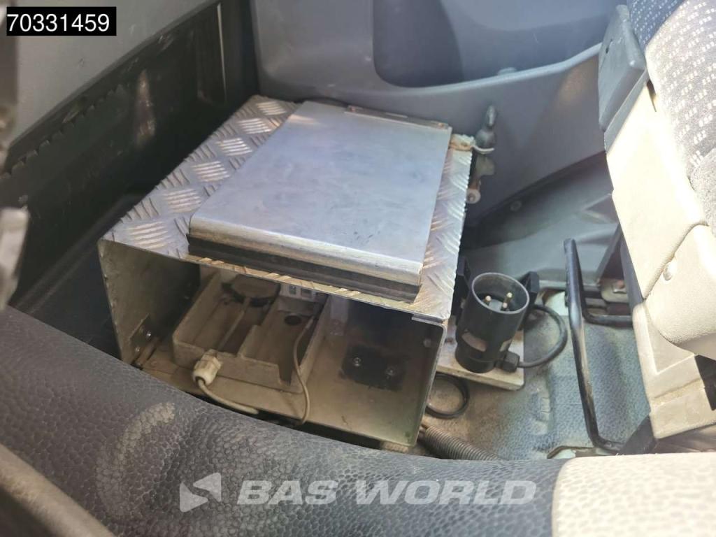 Mercedes-Benz Axor 1833 4X2 Tank Truck 3 Compartments Euro 5 Photo 14
