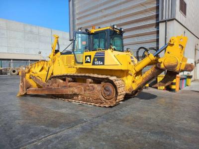 Komatsu D155A-6R (4pcs available for sale in Abu Dhabi) en vente par Aertssen Trading