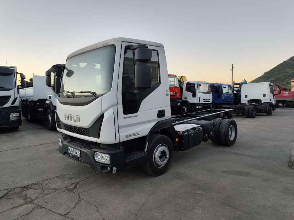 Iveco EUROCARGO 120-190L Photo 10