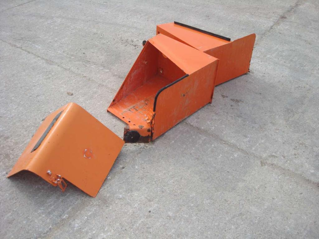 Compartiment batteries pour Hitachi ZW 310 Photo 3