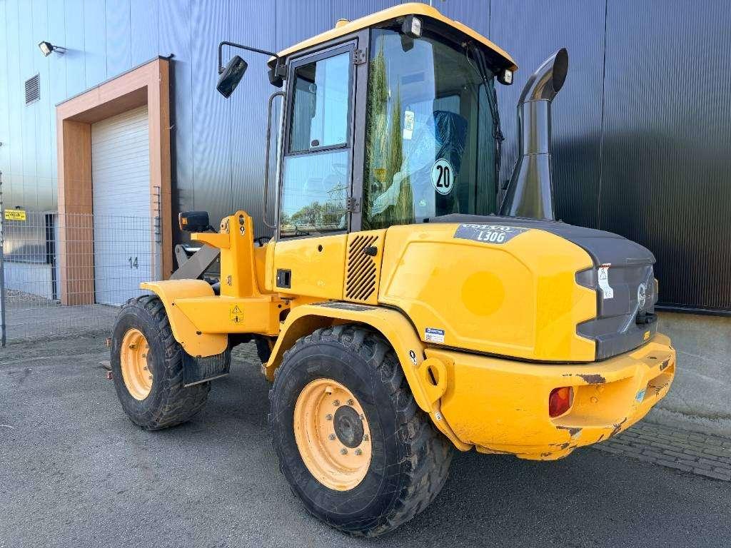 Volvo L30G Photo 12