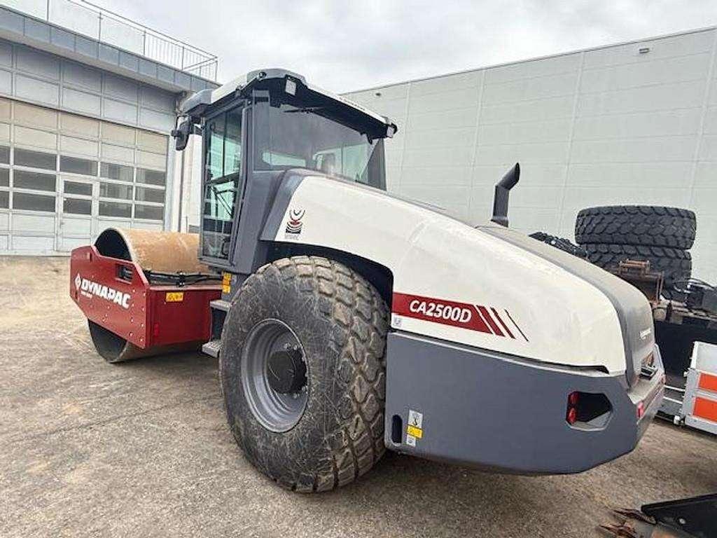 Dynapac CA2500 D Photo 2