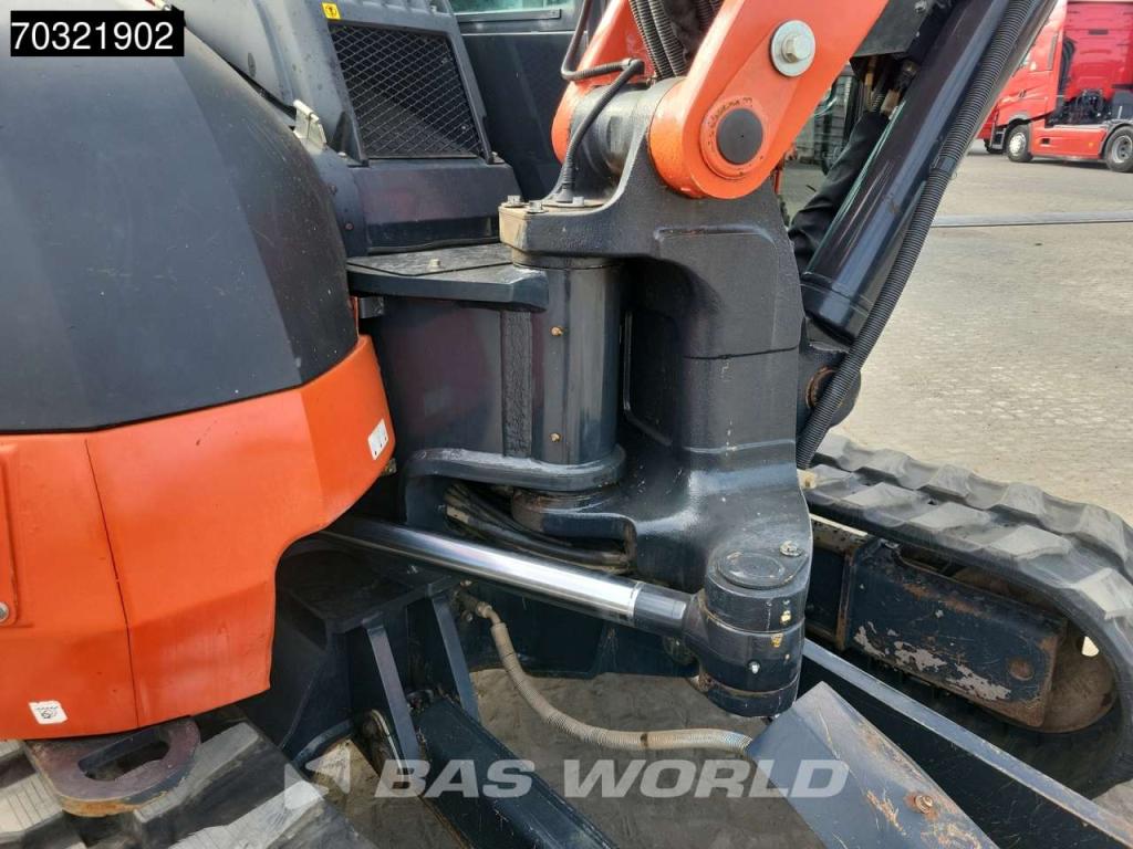 Kubota KX080-4 Photo 29