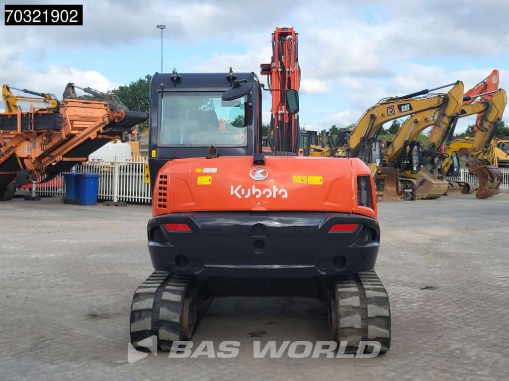 Kubota KX080-4 Photo 5