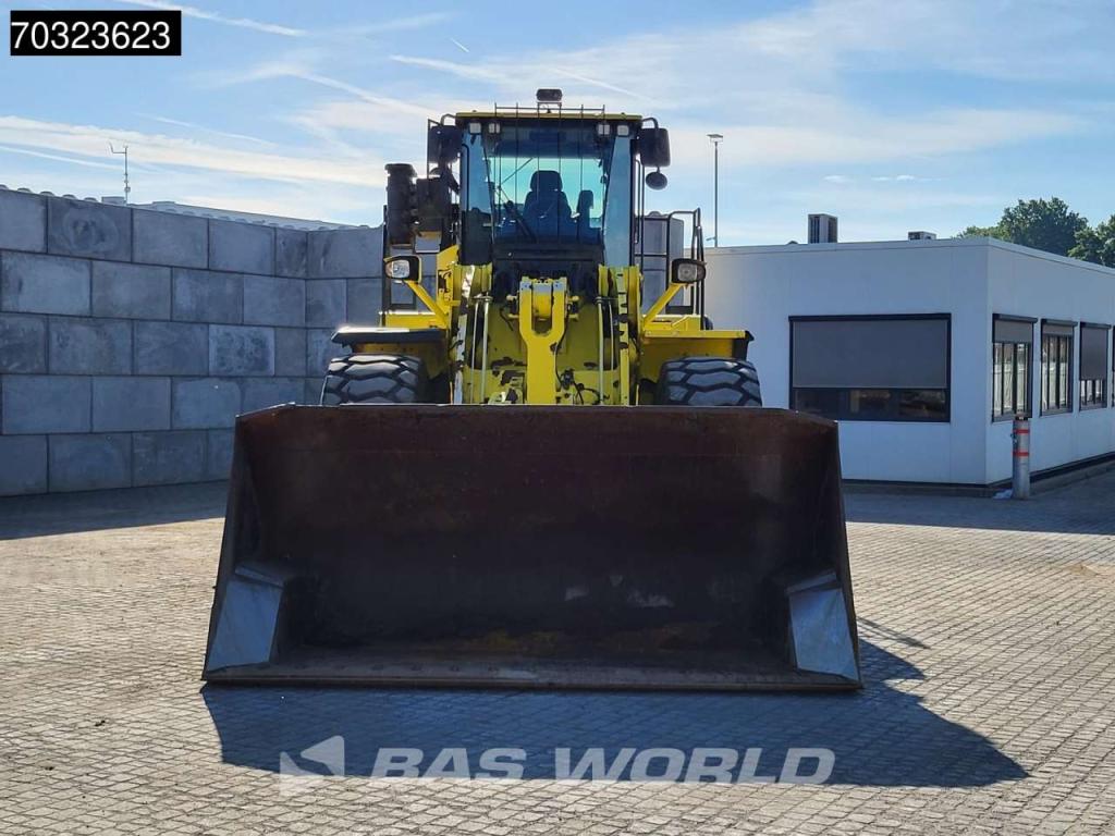 Hyundai HL980 High Tip Bucket Photo 12