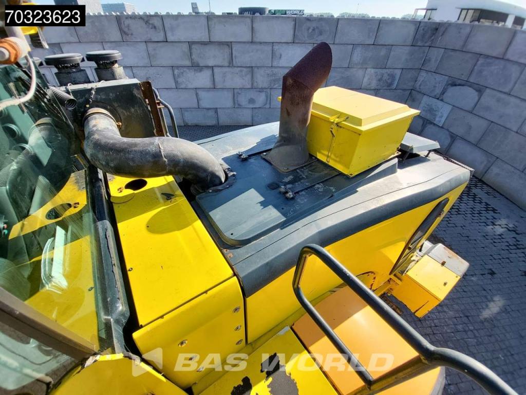 Hyundai HL980 High Tip Bucket Photo 30